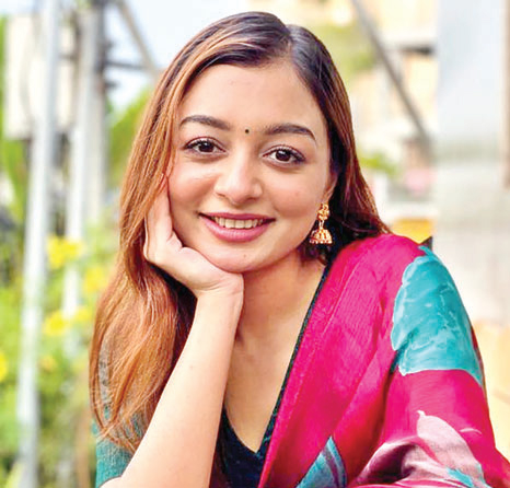 স্বপ্নডানায় উড়তে চায় উদীয়মান সংগীতশিল্পী সুমাইয়া