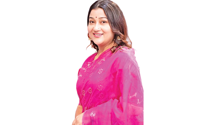 ‘শেষের গল্প’তে দীপার প্রশংসায় দর্শক ‘শেষের গল্প’তে দীপার প্রশংসায় দর্শক