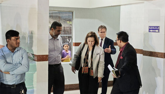 জামায়াত আমিরের সঙ্গে তুরস্কের উপ-পররাষ্ট্রমন্ত্রীর সাক্ষাৎ জামায়াত আমিরের সঙ্গে তুরস্কের উপ-পররাষ্ট্রমন্ত্রীর সাক্ষাৎ