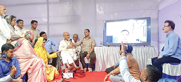 বিএনপির প্রবীণ নেতা মোতালেব আকনের সঙ্গে ভার্চুয়ালি সাক্ষাৎ করেছেন তারেক রহমান