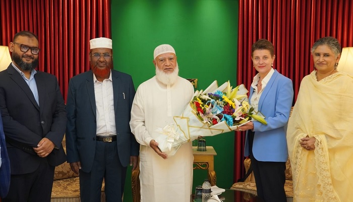 জামায়াত আমিরের সঙ্গে জাতিসংঘের আবাসিক সমন্বয়কারীর সাক্ষাৎ জামায়াত আমিরের সঙ্গে জাতিসংঘের আবাসিক সমন্বয়কারীর সাক্ষাৎ