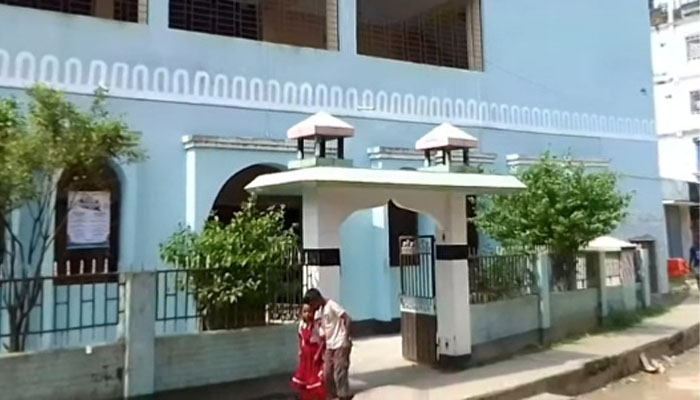 হোসেনপুরে মোরগ মহল মসজিদে দুর্ধর্ষ চুরি, এলাকাবাসীর ক্ষোভ হোসেনপুরে মোরগ মহল মসজিদে দুর্ধর্ষ চুরি, এলাকাবাসীর ক্ষোভ