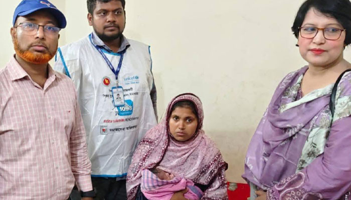 সিরাজগঞ্জে নবজাতক উদ্ধার, দত্তক দেয়ার বিষয়ে সিদ্ধান্ত সিরাজগঞ্জে নবজাতক উদ্ধার, দত্তক দেয়ার বিষয়ে সিদ্ধান্ত