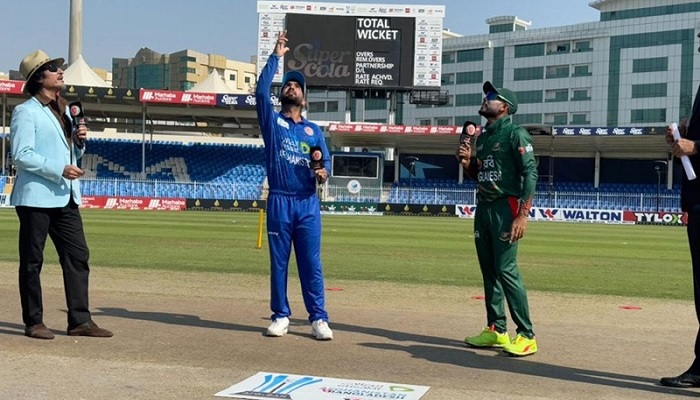 টস জিতে ব্যাটিংয়ে বাংলাদেশ, একাদশে যারা টস জিতে ব্যাটিংয়ে বাংলাদেশ, একাদশে যারা