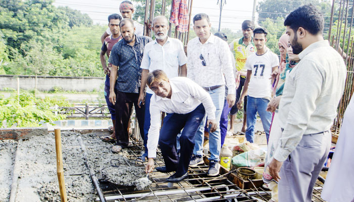 কাশিয়াডাঙ্গায় নতুন তথ্য কমপ্লেক্সের দৃশ্যমান কাঠামো কাশিয়াডাঙ্গায় নতুন তথ্য কমপ্লেক্সের দৃশ্যমান কাঠামো