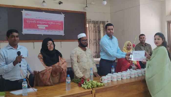 নকলায় কন্যাশিশু দিবসে ৩২ কিশোরী পেলেন সনদপত্র ও উপহার