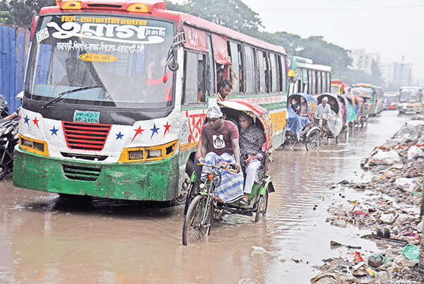 সড়কে জলাবদ্ধতা