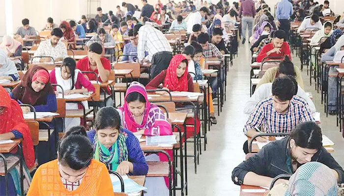 ৪৯তম বিশেষ বিসিএস পরীক্ষা শুরু ৪৯তম বিশেষ বিসিএস পরীক্ষা শুরু