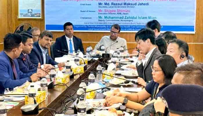 নারায়ণগঞ্জে নগর স্বাস্থ্য কেন্দ্র পরিদর্শনে এডিবির প্রতিনিধি দল নারায়ণগঞ্জে নগর স্বাস্থ্য কেন্দ্র পরিদর্শনে এডিবির প্রতিনিধি দল