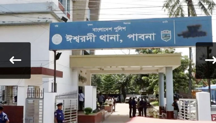 প্রতিপক্ষের লাঠির আঘাত থেকে ছেলেকে বাঁচাতে প্রাণ গেল মায়ের প্রতিপক্ষের লাঠির আঘাত থেকে ছেলেকে বাঁচাতে প্রাণ গেল মায়ের