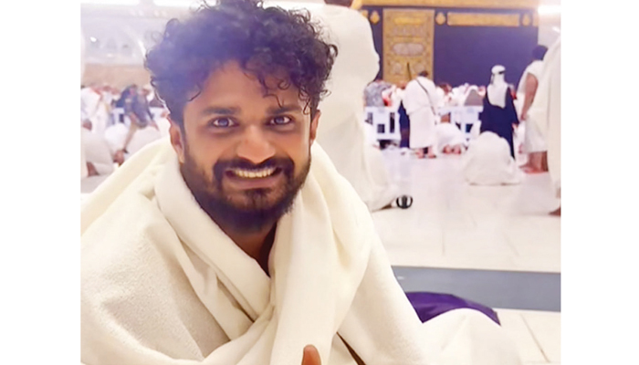 আলহামদুলিল্লাহ, এটা জীবনের সেরা দিন আলহামদুলিল্লাহ, এটা জীবনের সেরা দিন