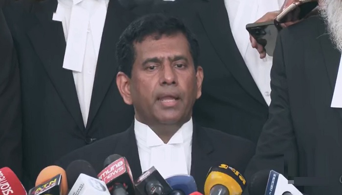 সেনা হেফাজতে থাকাদের বিষয়ে আনুষ্ঠানিকভাবে জানানো হয়নি: চিফ প্রসিকিউটর সেনা হেফাজতে থাকাদের বিষয়ে আনুষ্ঠানিকভাবে জানানো হয়নি: চিফ প্রসিকিউটর