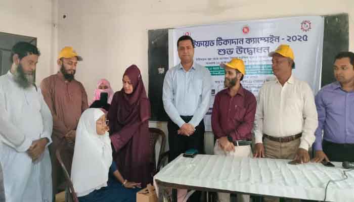 নকলায় টাইফয়েড টিকাদান ক্যাম্পেইন উদ্বোধন নকলায় টাইফয়েড টিকাদান ক্যাম্পেইন উদ্বোধন