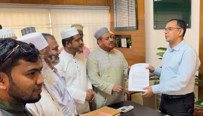 চুয়াডাঙ্গায় জামায়াতের মোটরসাইকেল র্যালি ও স্মারকলিপি চুয়াডাঙ্গায় জামায়াতের মোটরসাইকেল র্যালি ও স্মারকলিপি