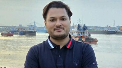 এনসিপির কেন্দ্রীয় সংগঠক মুনতাসিরকে অব্যাহতি এনসিপির কেন্দ্রীয় সংগঠক মুনতাসিরকে অব্যাহতি