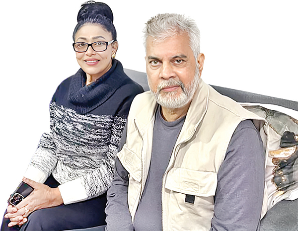 ইলিয়াস কাঞ্চনকে দেখতে লন্ডনে রোজিনা ইলিয়াস কাঞ্চনকে দেখতে লন্ডনে রোজিনা