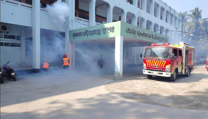 চুয়াডাঙ্গায় আন্তর্জাতিক দুর্যোগ প্রশমন দিবস পালিত চুয়াডাঙ্গায় আন্তর্জাতিক দুর্যোগ প্রশমন দিবস পালিত