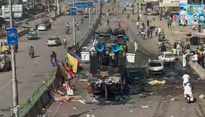 পাকিস্তানে ইসরায়েলবিরোধী বিক্ষোভে সংঘর্ষ, নিহত ৫ পাকিস্তানে ইসরায়েলবিরোধী বিক্ষোভে সংঘর্ষ, নিহত ৫