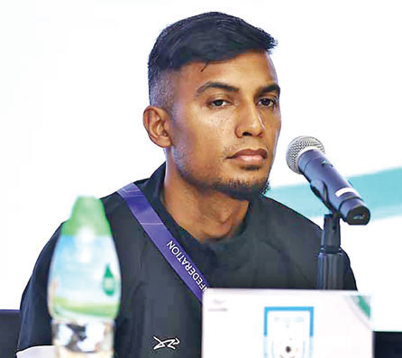 জামাল ভূঁইয়ার লক্ষ্য তিন পয়েন্ট জামাল ভূঁইয়ার লক্ষ্য তিন পয়েন্ট