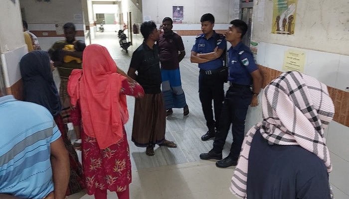 চুয়াডাঙ্গায় ভাগ্নের বিরুদ্ধে মামাকে কোপানোর অভিযোগ চুয়াডাঙ্গায় ভাগ্নের বিরুদ্ধে মামাকে কোপানোর অভিযোগ