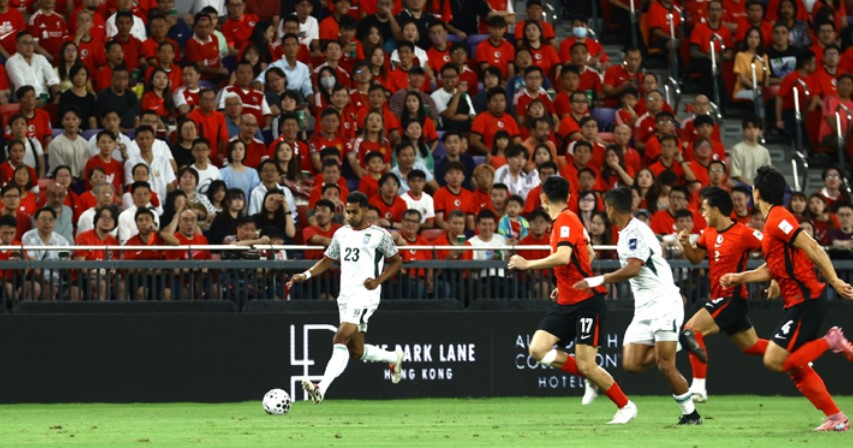 আশা জাগিয়েও হংকংয়ে ড্র করল বাংলাদেশ আশা জাগিয়েও হংকংয়ে ড্র করল বাংলাদেশ