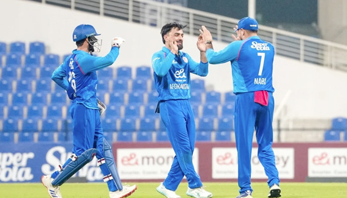 বিশাল ব্যবধানে হেরে হোয়াইটওয়াশ হলো বাংলাদেশ বিশাল ব্যবধানে হেরে হোয়াইটওয়াশ হলো বাংলাদেশ