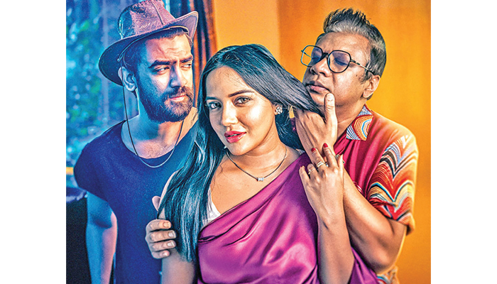 দিনার, মাহি ও তানভীরকে নিয়ে ‘গ্যাড়াকল’ দিনার, মাহি ও তানভীরকে নিয়ে ‘গ্যাড়াকল’