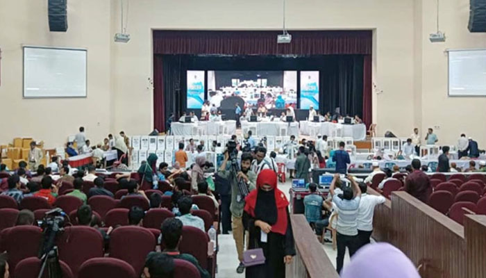 সিনেটেও শিবিরের দাপট: ৫ পদের ৪টিতেই জয়