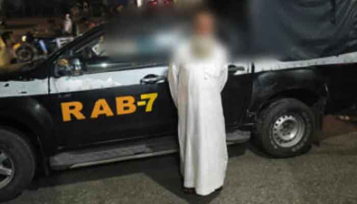 চট্টগ্রামে মৃত্যুদণ্ডপ্রাপ্ত পলাতক আসামি গ্রেপ্তার চট্টগ্রামে মৃত্যুদণ্ডপ্রাপ্ত পলাতক আসামি গ্রেপ্তার