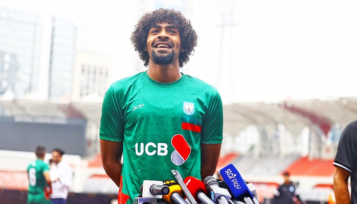 বাংলাদেশ দলে খেলতে পেরে গর্বিত হামজা বাংলাদেশ দলে খেলতে পেরে গর্বিত হামজা