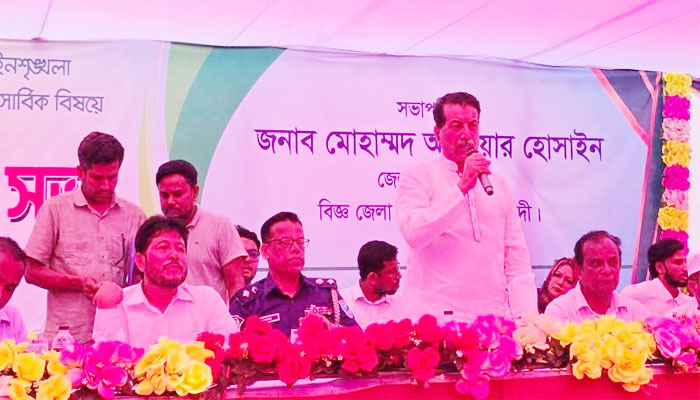 ইউনিয়নে শান্তি ফেরাতে প্রশাসন ও রাজনৈতিক ব্যক্তিরা এক মঞ্চে ইউনিয়নে শান্তি ফেরাতে প্রশাসন ও রাজনৈতিক ব্যক্তিরা এক মঞ্চে