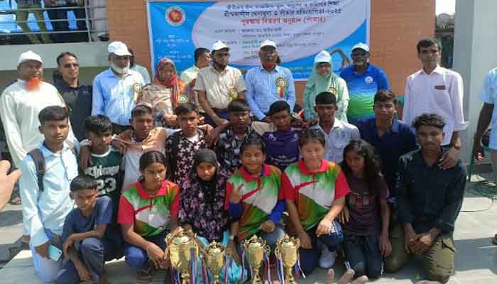 রংপুরে ৫২তম উপ-আঞ্চলিক গ্রীষ্মকালীন সাঁতার প্রতিযোগিতা রংপুরে ৫২তম উপ-আঞ্চলিক গ্রীষ্মকালীন সাঁতার প্রতিযোগিতা