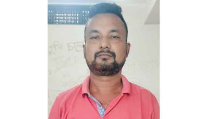 চুয়াডাঙ্গায় নারীসহ কথিত মানবাধিকার সংস্থার চেয়ারম্যান আটক চুয়াডাঙ্গায় নারীসহ কথিত মানবাধিকার সংস্থার চেয়ারম্যান আটক