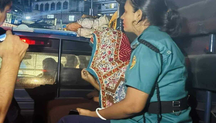 জবি শিক্ষার্থী জুবায়েদ হত্যার ঘটনায় তার ছাত্রী আটক