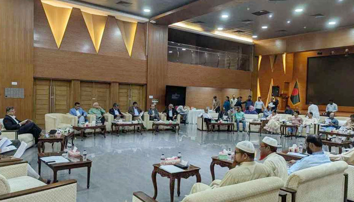 বিশেষজ্ঞদের সঙ্গে বৈঠক করেছে ঐকমত্য কমিশন বিশেষজ্ঞদের সঙ্গে বৈঠক করেছে ঐকমত্য কমিশন