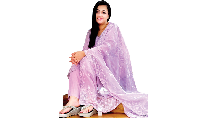 সম্পর্কের আবরণে লুকিয়ে থাকা বিষধর সাপ : পূর্ণিমা সম্পর্কের আবরণে লুকিয়ে থাকা বিষধর সাপ : পূর্ণিমা