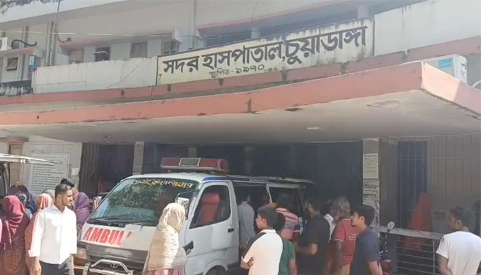 ঋতু পরিবর্তনে চুয়াডাঙ্গায় জ্বর-সর্দি-কাশিতে আক্রান্ত শিশুরা ঋতু পরিবর্তনে চুয়াডাঙ্গায় জ্বর-সর্দি-কাশিতে আক্রান্ত শিশুরা