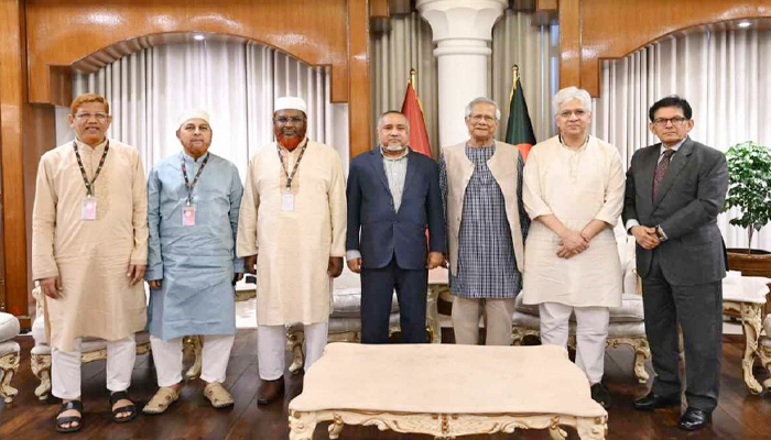 আজ জামায়াতের সঙ্গে বৈঠকে বসবেন প্রধান উপদেষ্টা আজ জামায়াতের সঙ্গে বৈঠকে বসবেন প্রধান উপদেষ্টা