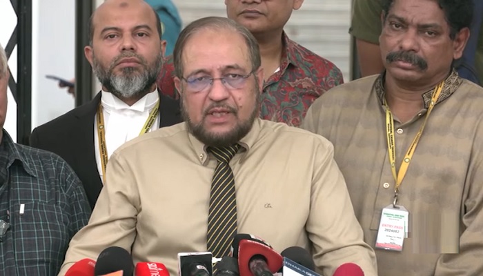 অভিযুক্তদের অপকর্মের দায়ভার পুরো সেনাবাহিনীকে দেওয়া যাবে না: আযমী অভিযুক্তদের অপকর্মের দায়ভার পুরো সেনাবাহিনীকে দেওয়া যাবে না: আযমী