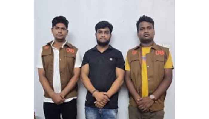 মুন্সীগঞ্জে ছাত্র-জনতার ওপর হামলা: সাবেক কাউন্সিলর ১০ দিনের রিমান্ডে মুন্সীগঞ্জে ছাত্র-জনতার ওপর হামলা: সাবেক কাউন্সিলর ১০ দিনের রিমান্ডে