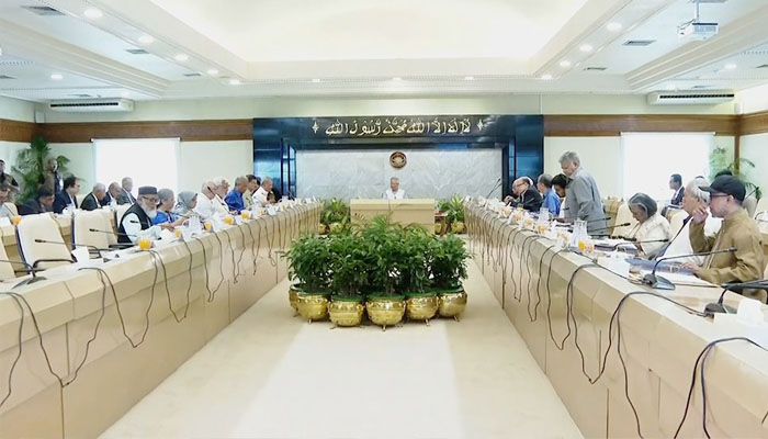 আরপিওতে পরিবর্তন: পলাতক আসামিরা প্রার্থী হতে পারবেন না আরপিওতে পরিবর্তন: পলাতক আসামিরা প্রার্থী হতে পারবেন না