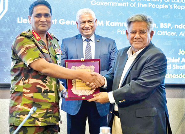 এএফডি-বিআইআইএসএস যৌথ সেমিনারে সব দেশের সঙ্গে সম্পর্ক রাখার তাগিদ