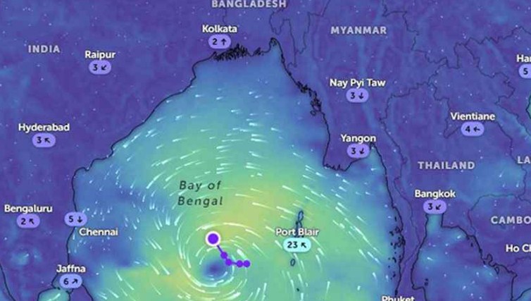 ‘সিভিয়ার সাইক্লোনে’ রূপ নিতে পারে ঘূর্ণিঝড় ‘মন্থা’ ‘সিভিয়ার সাইক্লোনে’ রূপ নিতে পারে ঘূর্ণিঝড় ‘মন্থা’