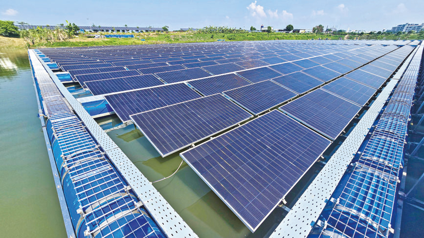 দেশের সর্ববৃহৎ ভাসমান সৌর বিদ্যুৎ প্ল্যান্ট এখন ওয়ালটনে