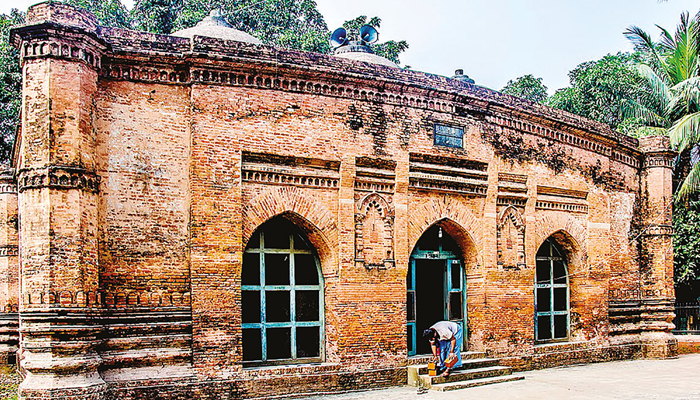 সাড়ে ৫০০ বছরের পুরোনো বাবা আদম শাহ মসজিদ সাড়ে ৫০০ বছরের পুরোনো বাবা আদম শাহ মসজিদ