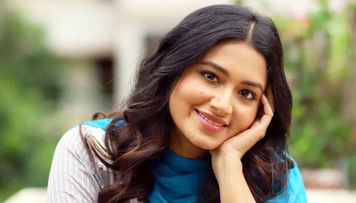 বড় পর্দায় আবারও আলোচনায় তাসনিয়া ফারিণ বড় পর্দায় আবারও আলোচনায় তাসনিয়া ফারিণ