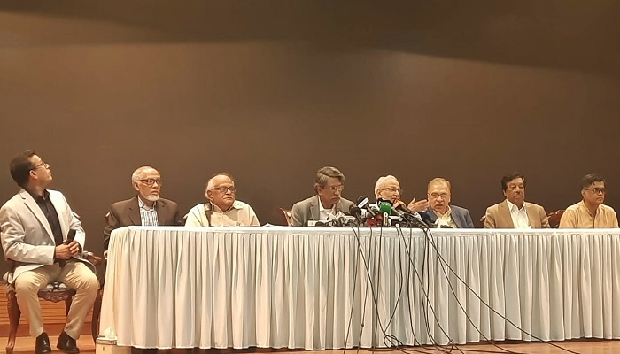 জাতীয় নির্বাচনের আগেই গণভোটের সুপারিশ ঐকমত্য কমিশনের জাতীয় নির্বাচনের আগেই গণভোটের সুপারিশ ঐকমত্য কমিশনের