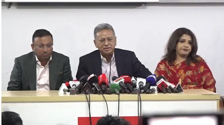 জাতীয় নির্বাচনের দিনই গণভোট হতে হবে : আমীর খসরু জাতীয় নির্বাচনের দিনই গণভোট হতে হবে : আমীর খসরু