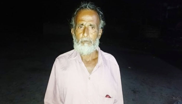 হিজলগাড়ী বাজার থেকে অভিনব কায়দায় পাখিভ্যান চুরি হিজলগাড়ী বাজার থেকে অভিনব কায়দায় পাখিভ্যান চুরি