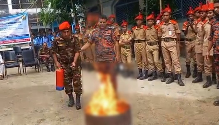 হোসেনপুরে কলেজে বিএনসিসির ফায়ার ফাইটিং প্রশিক্ষণ হোসেনপুরে কলেজে বিএনসিসির ফায়ার ফাইটিং প্রশিক্ষণ